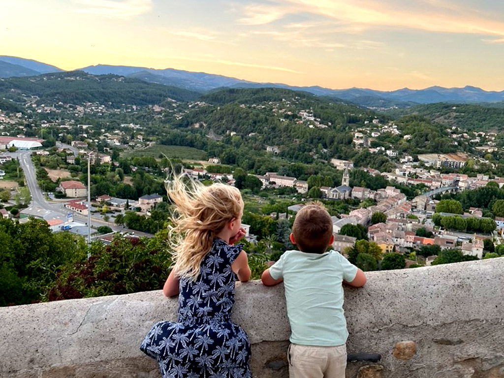 Frankreich ist ein schönes Land mit einer reichen Kultur