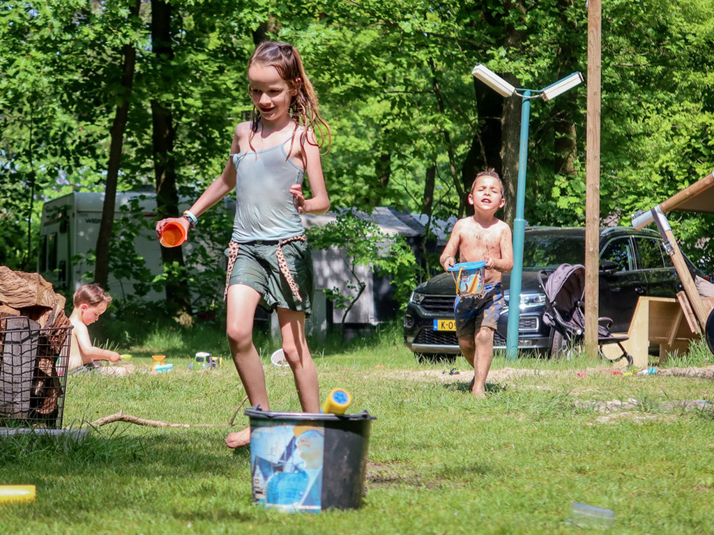 Die könnten eine Campingdusche gebrauchen!