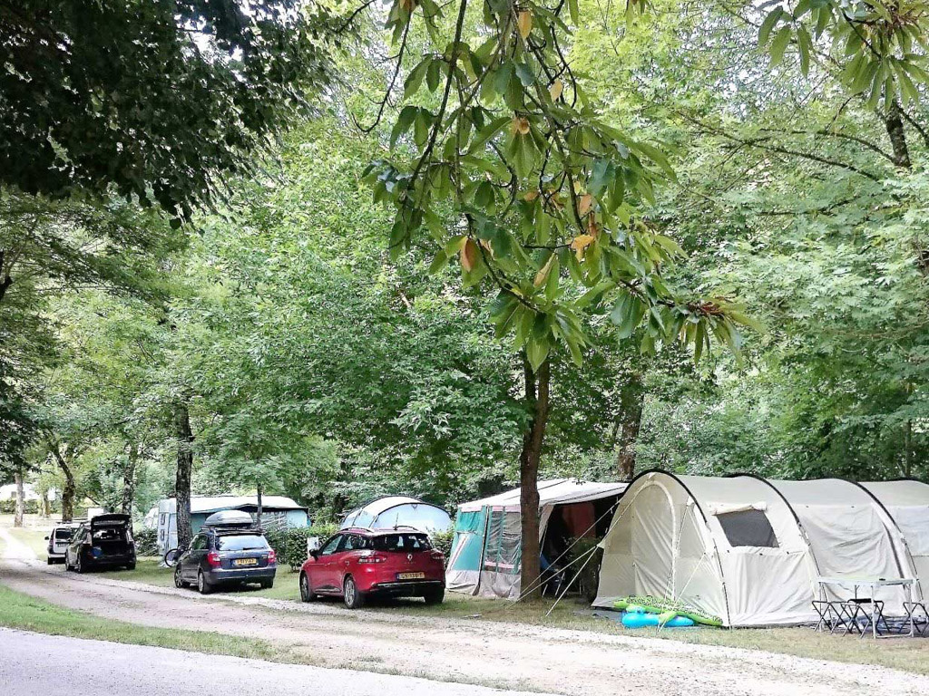 Camping Le Val De Saures 7