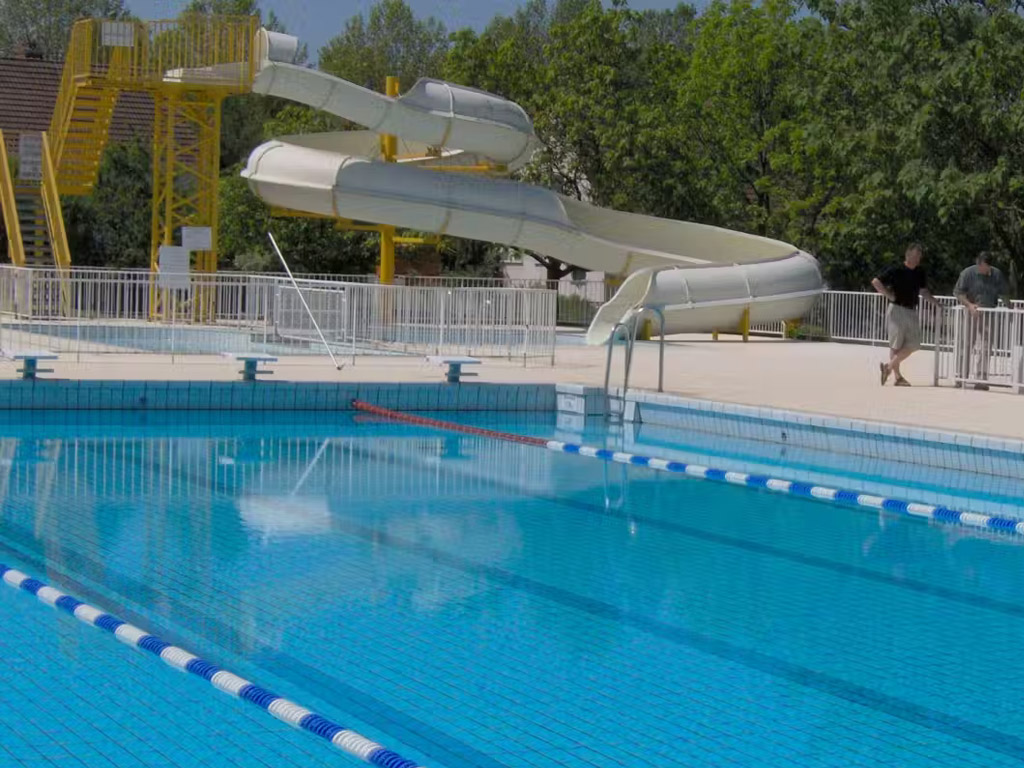 Camping Les Bruyeres 4