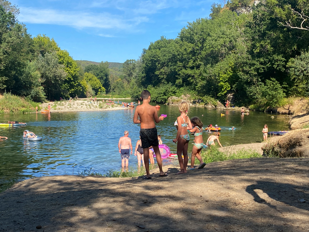 Geschwätzige Camper