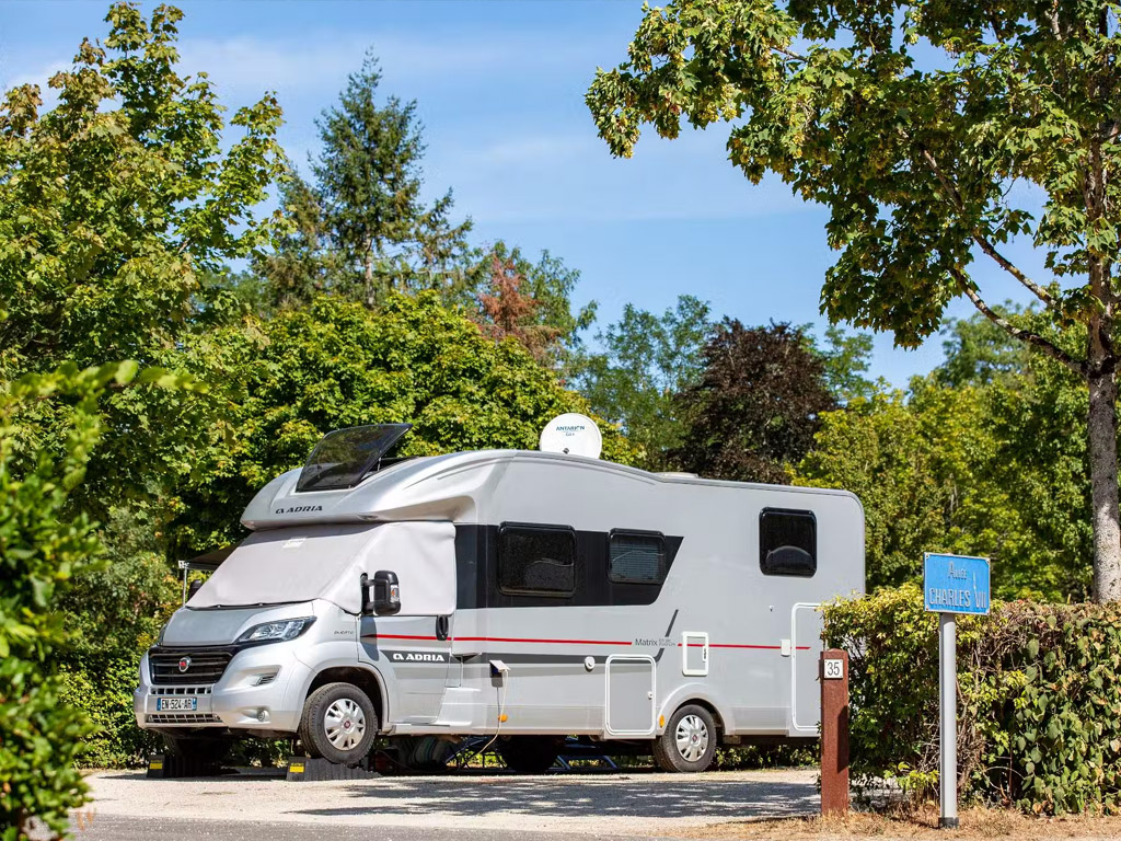 Camping De Bourges 3