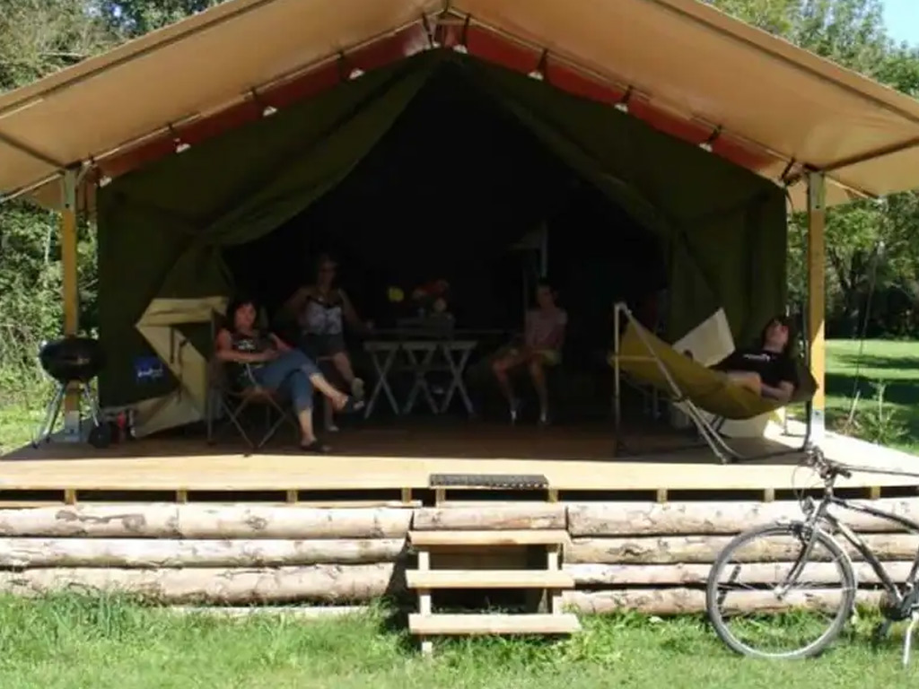 Flower Camping Les 3 Ours 10