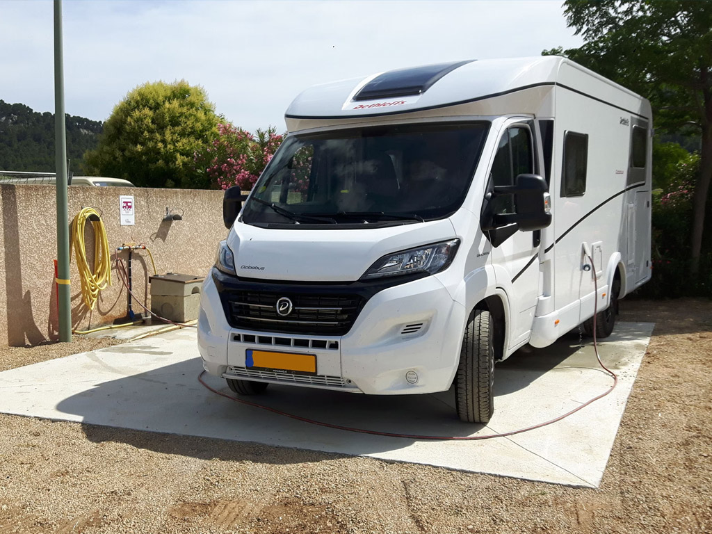 Flower Camping De L Olivigne 11