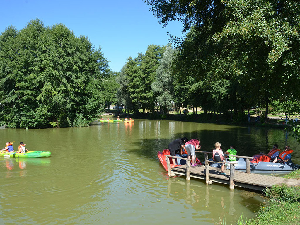 Camping Du Bois Du Reveuge 10