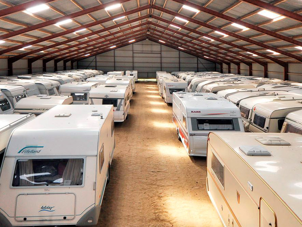 Bereiten Sie Ihren Wohnwagen für die Überwinterung vor