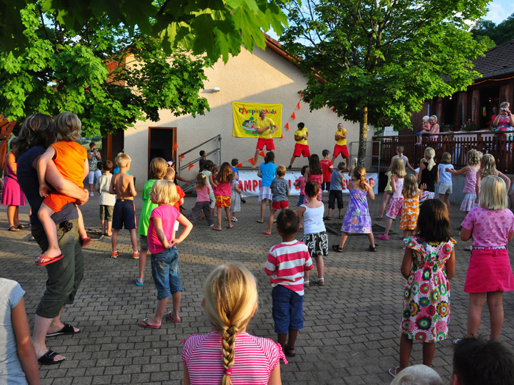 Camping Le Bois Des Ecureuils 1
