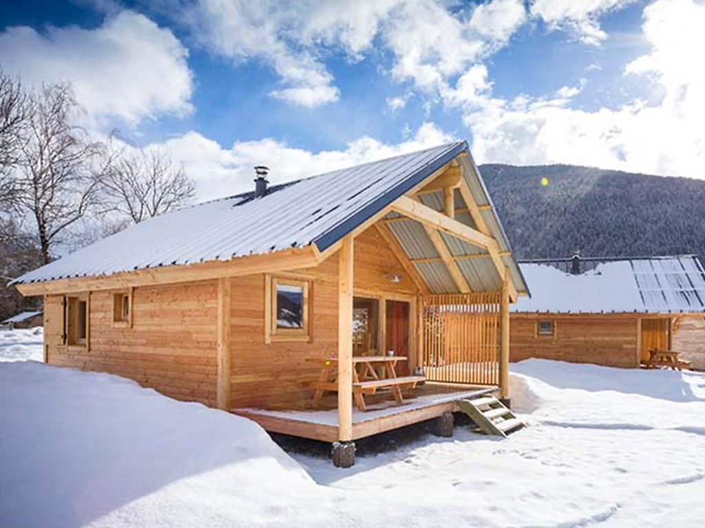 Idealer Ort für Wintersport in den französischen Alpen