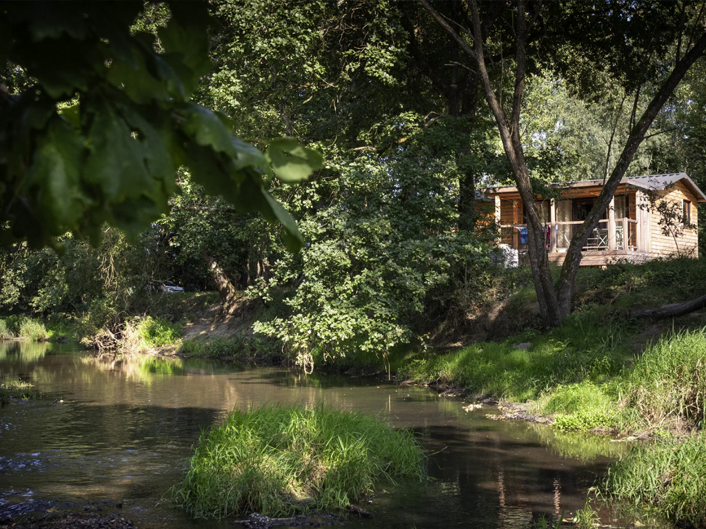 Huttopia Camping Les Chateaux 4
