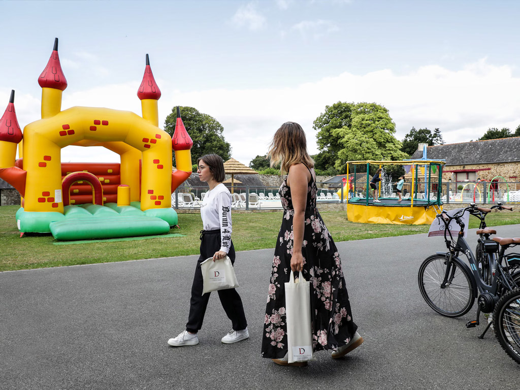 Camping Domaine Du Logis 9