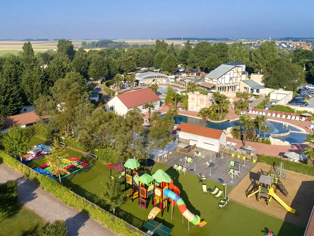 Führen Sie Ihr Baby in das Campingleben in Frankreich ein