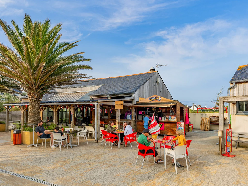 Camping Marvilla Parks Le Baie De Kernic 2