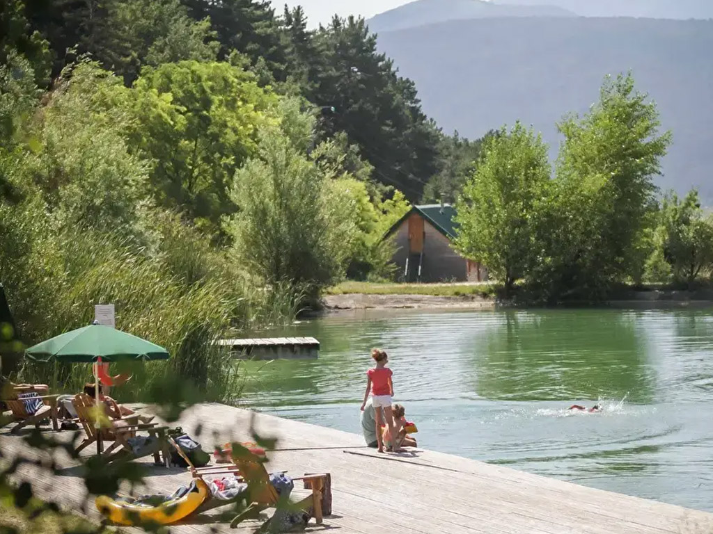 Camping Huttopia Village Dieulefit 8