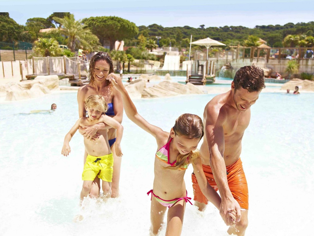 Yelloh! Village Camping Les Tournels 4