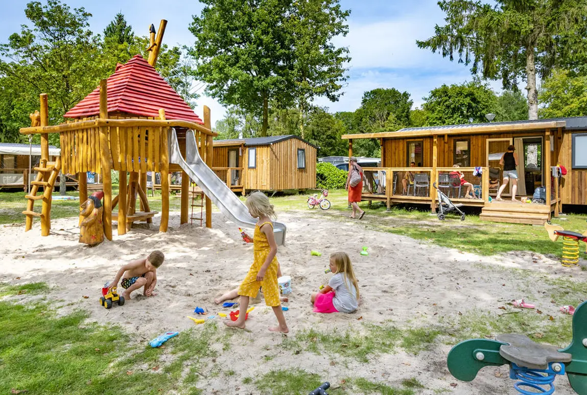 Top 20 Campingplätze mit Unterkünften für große Familien