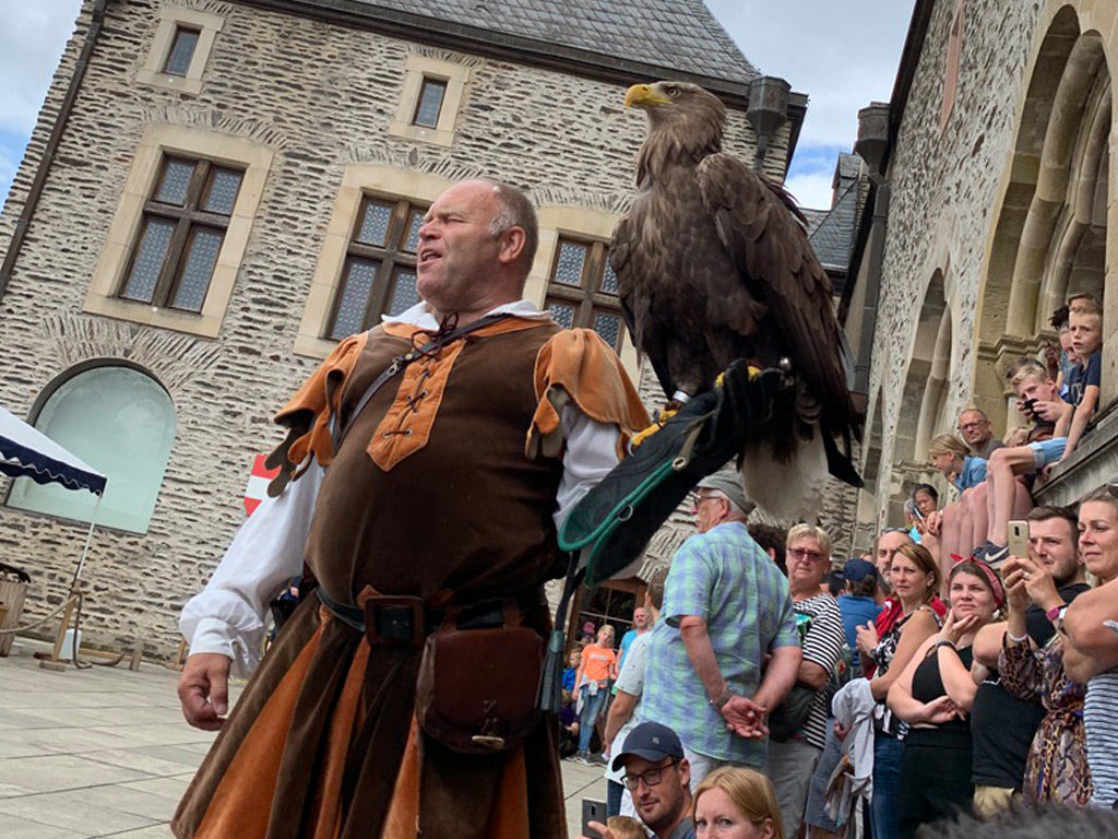 Unterhaltung auf dem Campingplatz