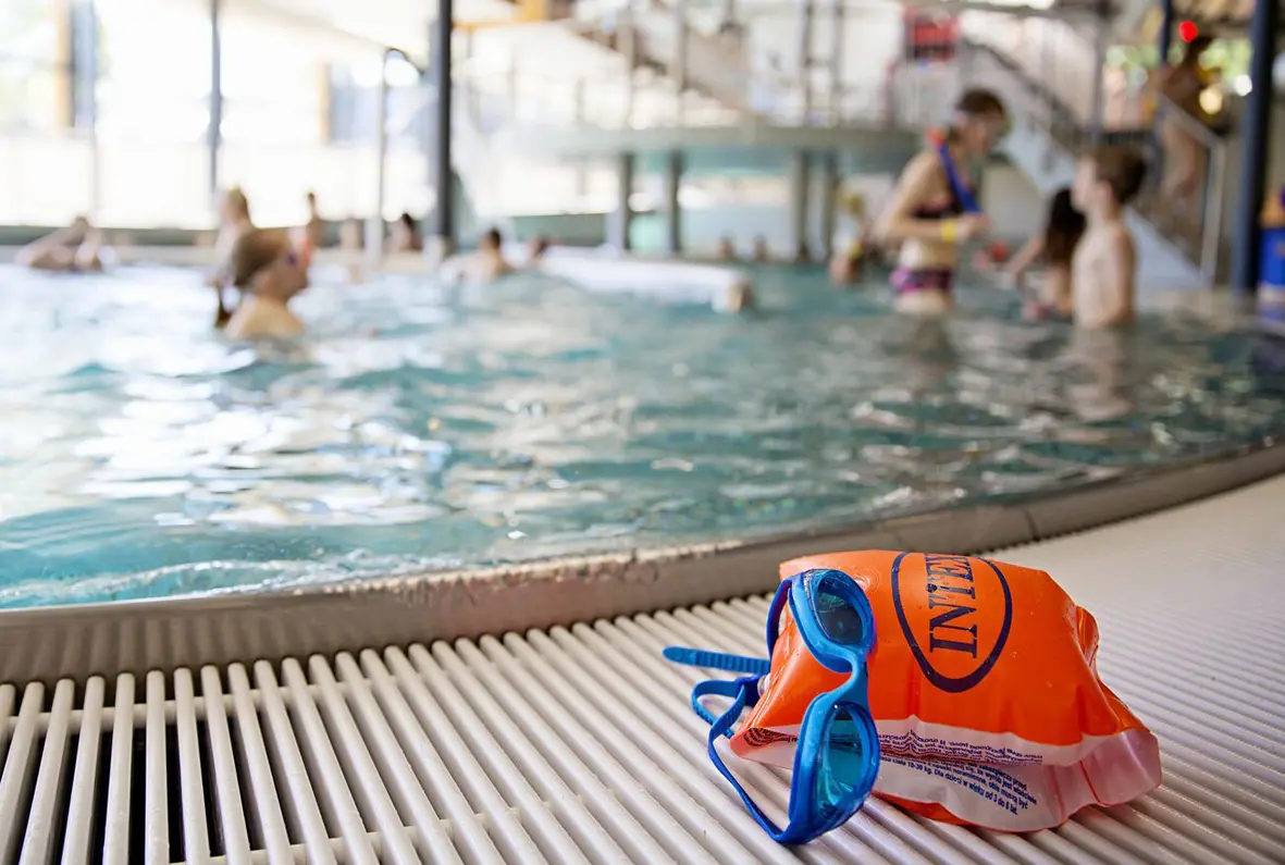 15 Campingplätze mit einem schönen Schwimmbad