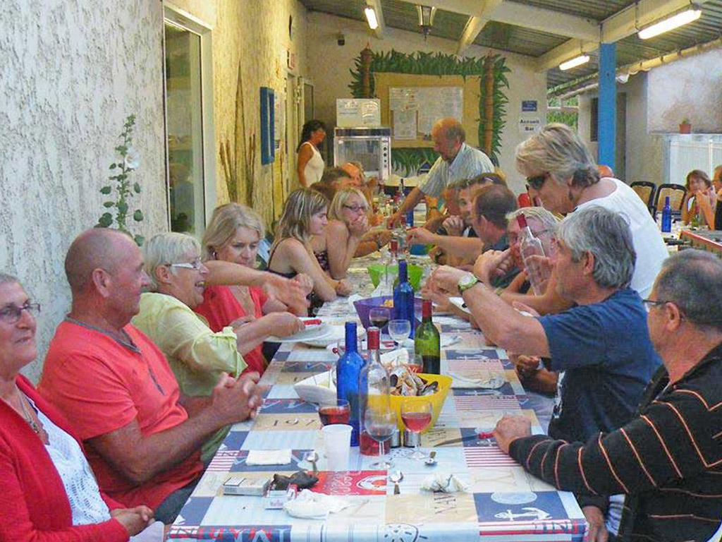 Camping Le Petit Dauphin 8