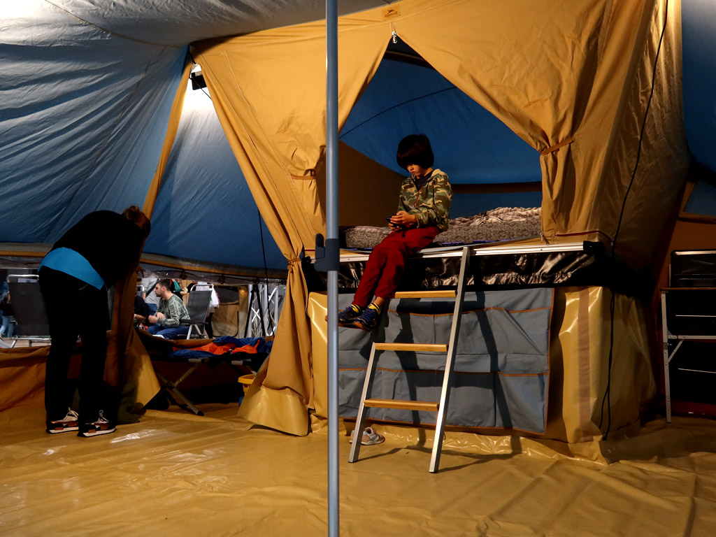 Red Roby von Campooz auf der Camping & Camp; Caravan Jaarbeurs