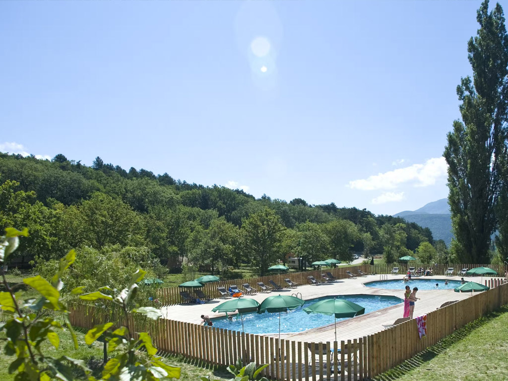 Camping Huttopia Village Dieulefit 6