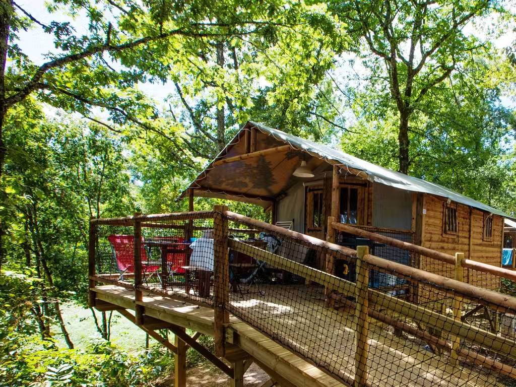 Camping Domaine De Fromengal 1