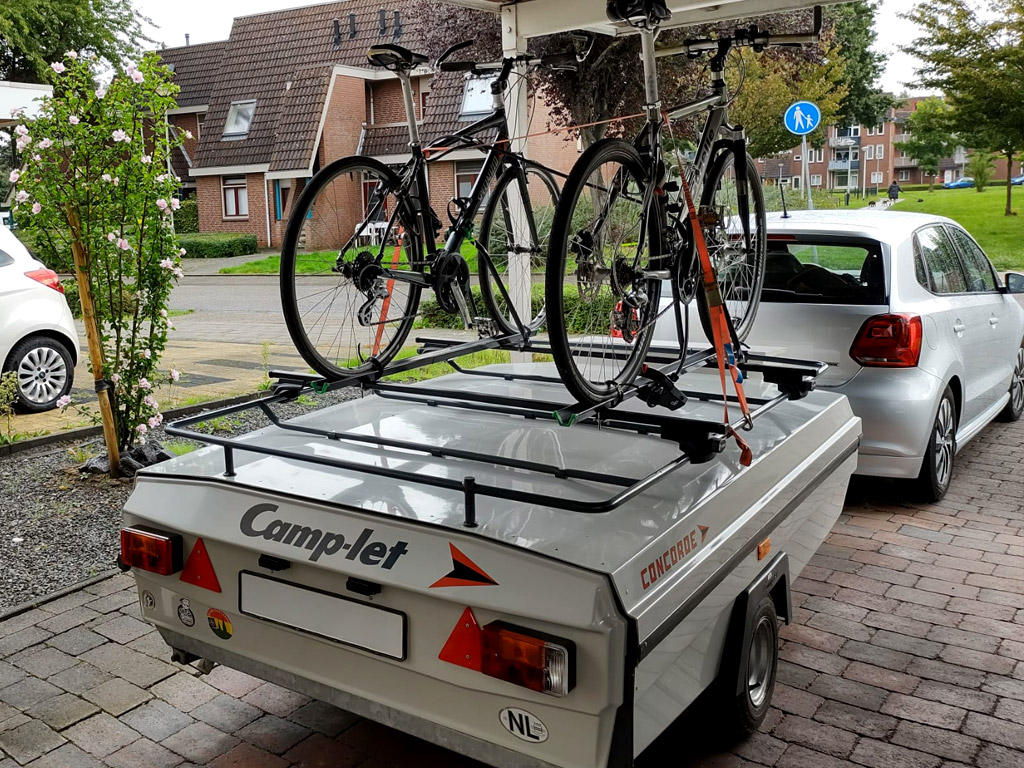 Ein Camp-Let-Faltanhänger wurde unser erstes Campingfahrzeug