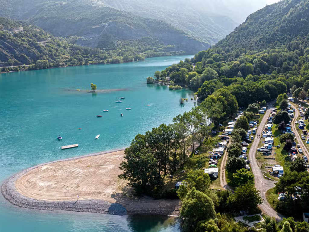 Camping Huttopia Lac De Serre Poncon 1