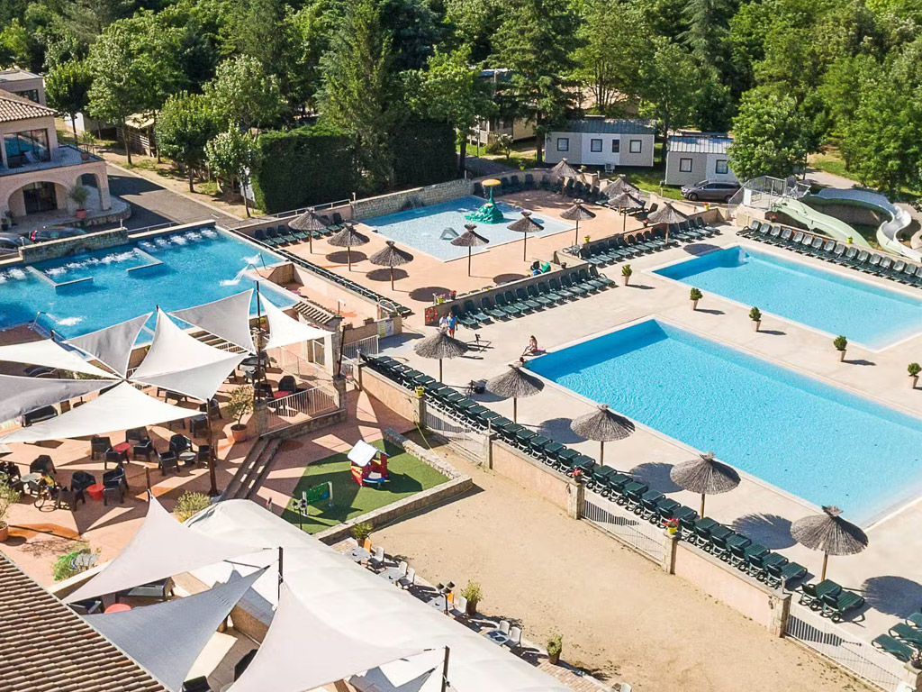 Yelloh! Village Domaine Les Ranchisses 3