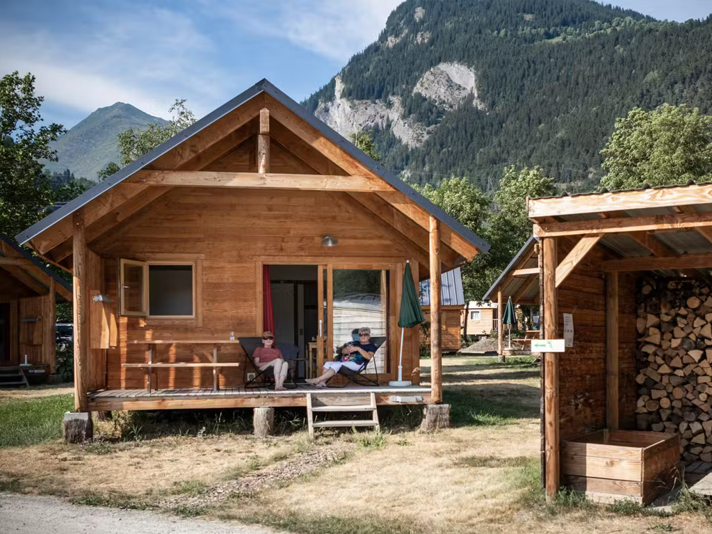 Camping Huttopia Bourg Saint Maurice 8