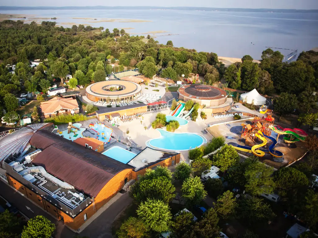Vielfach preisgekröntes Camping-Resort mit spektakulärem Wasserpark