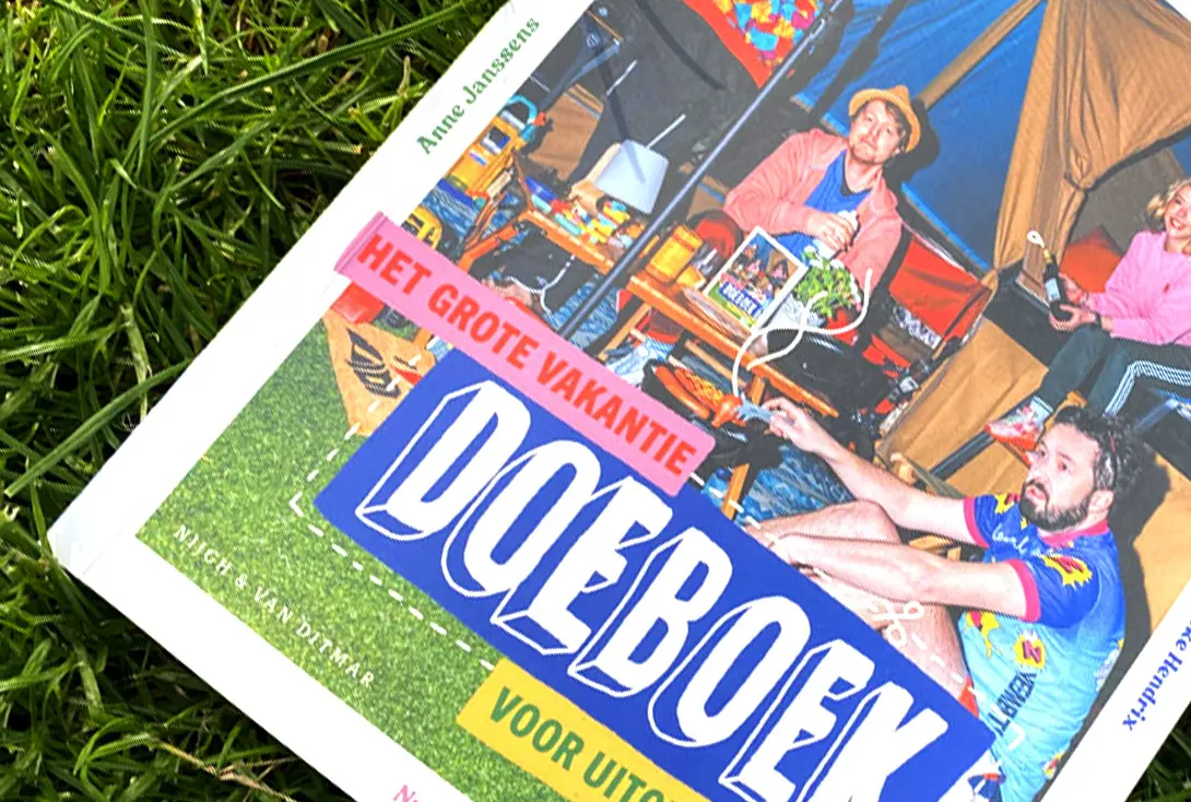 In der Rezension: "Das große Ferienbuch für genervte Eltern".