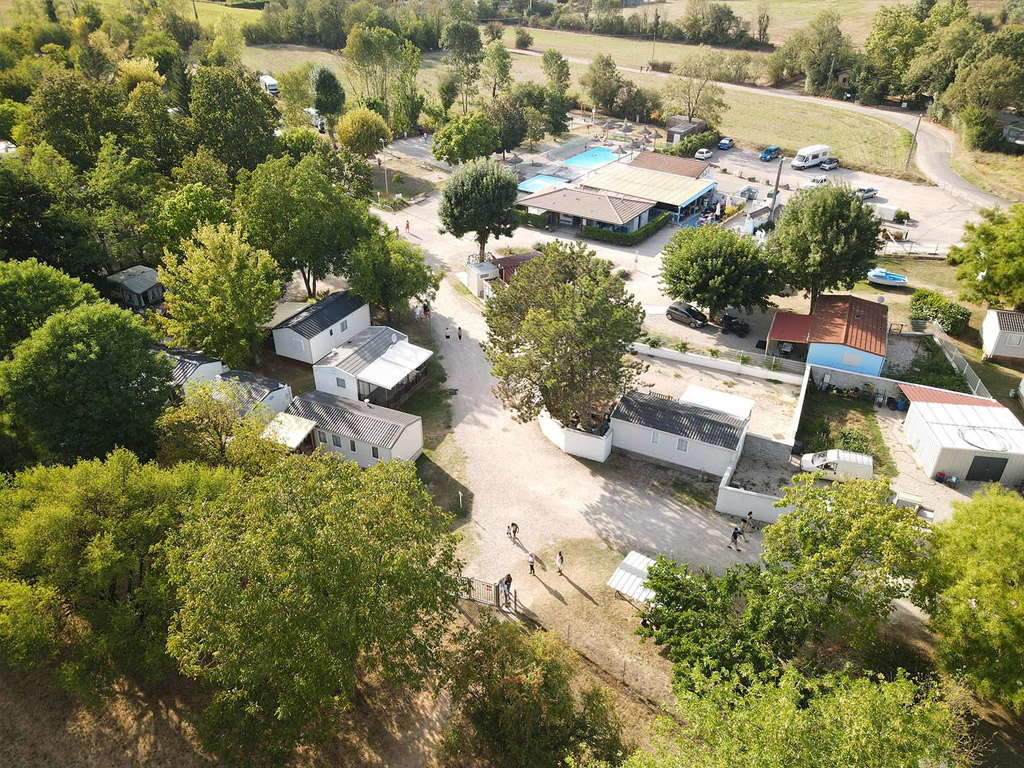 Camping Les Plages De L Ain 1