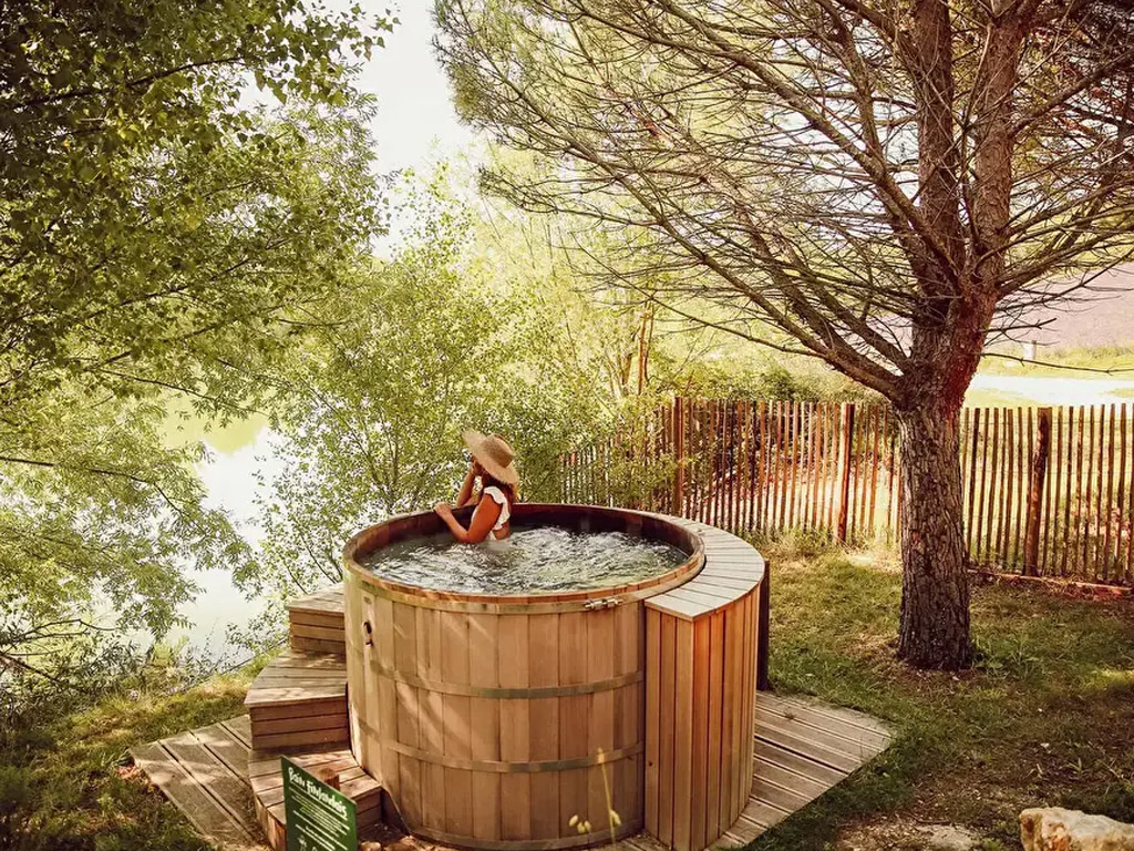 Camping Huttopia Village Dieulefit 7