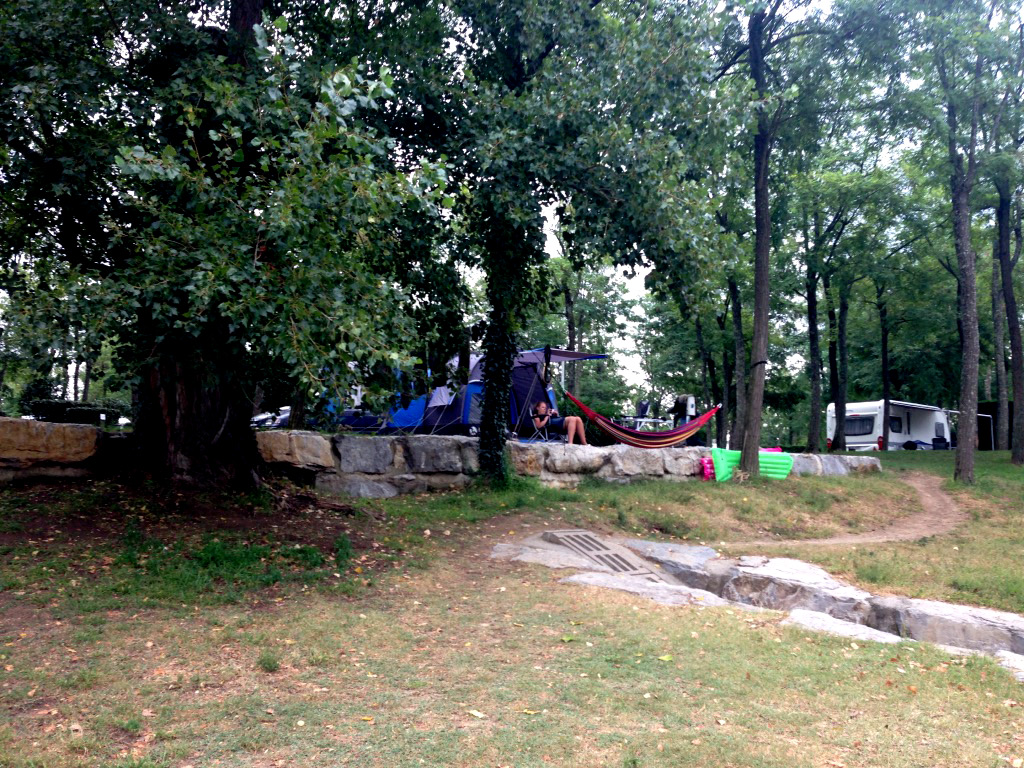 Schöner Platz auf dem Campingplatz