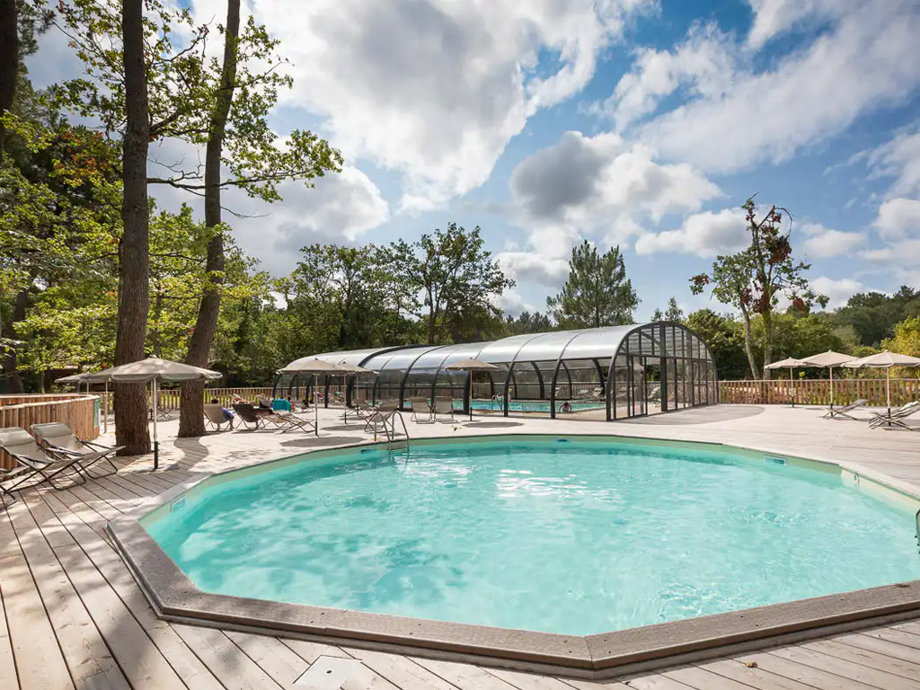 Camping Huttopia Lac De Rille 8