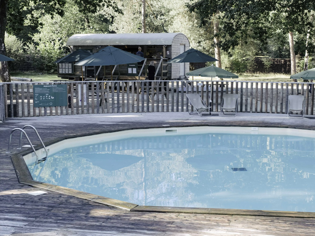 Camping Huttopia Lac De Sille 2