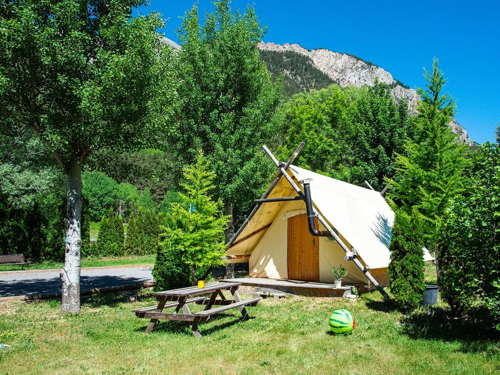 Flower Camping Le Montana 5