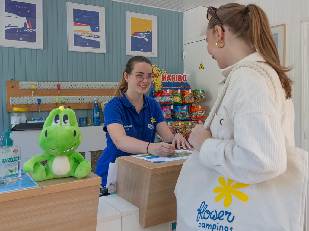 Flower Camping La Chênaie 1