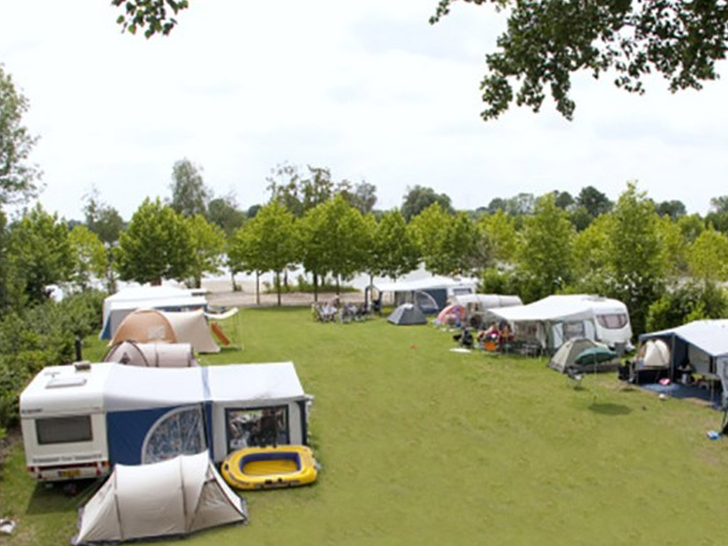 Camping De Kurenpolder Recreatie 1