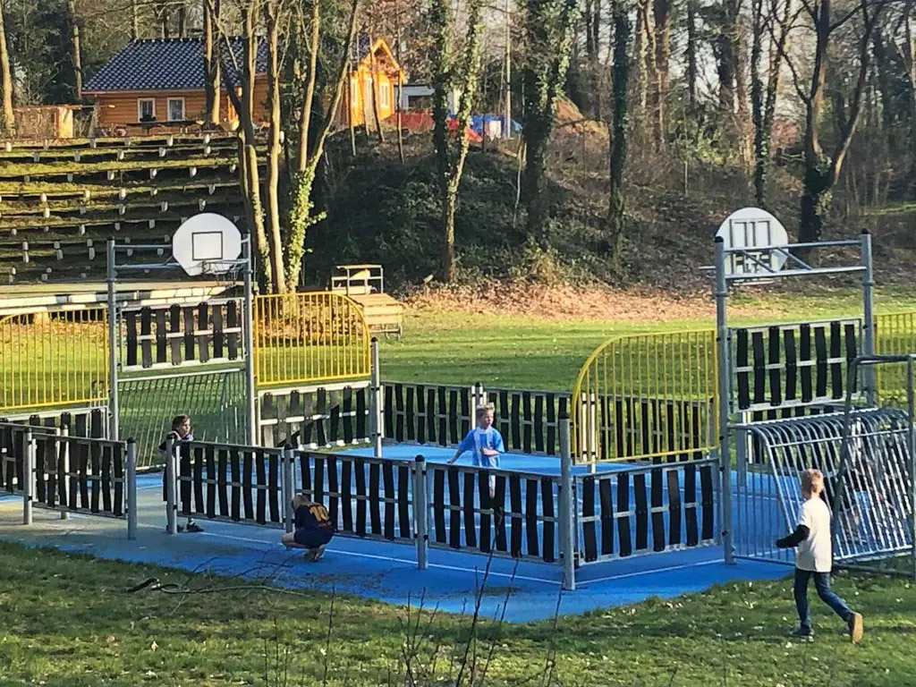 Ihr vierbeiniger Freund ist auf diesem feuerwerksfreien Campingplatz willkommen