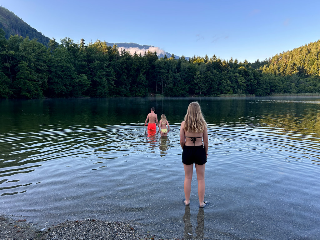 Baden in natürlichen Gewässern in Kärnten