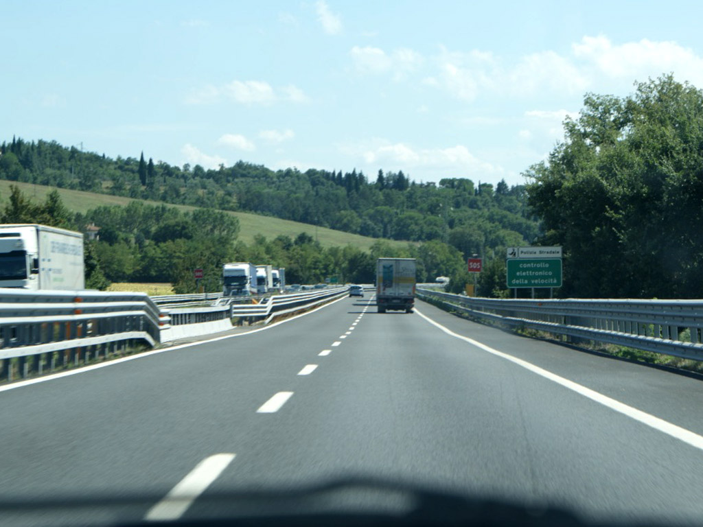 Sicher fahren im Ausland