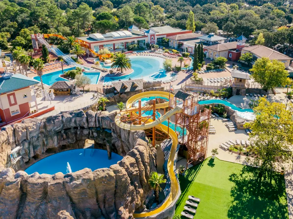 Dieser Teenager-Campingplatz in Frankreich hat den größten Wasserpark Europas