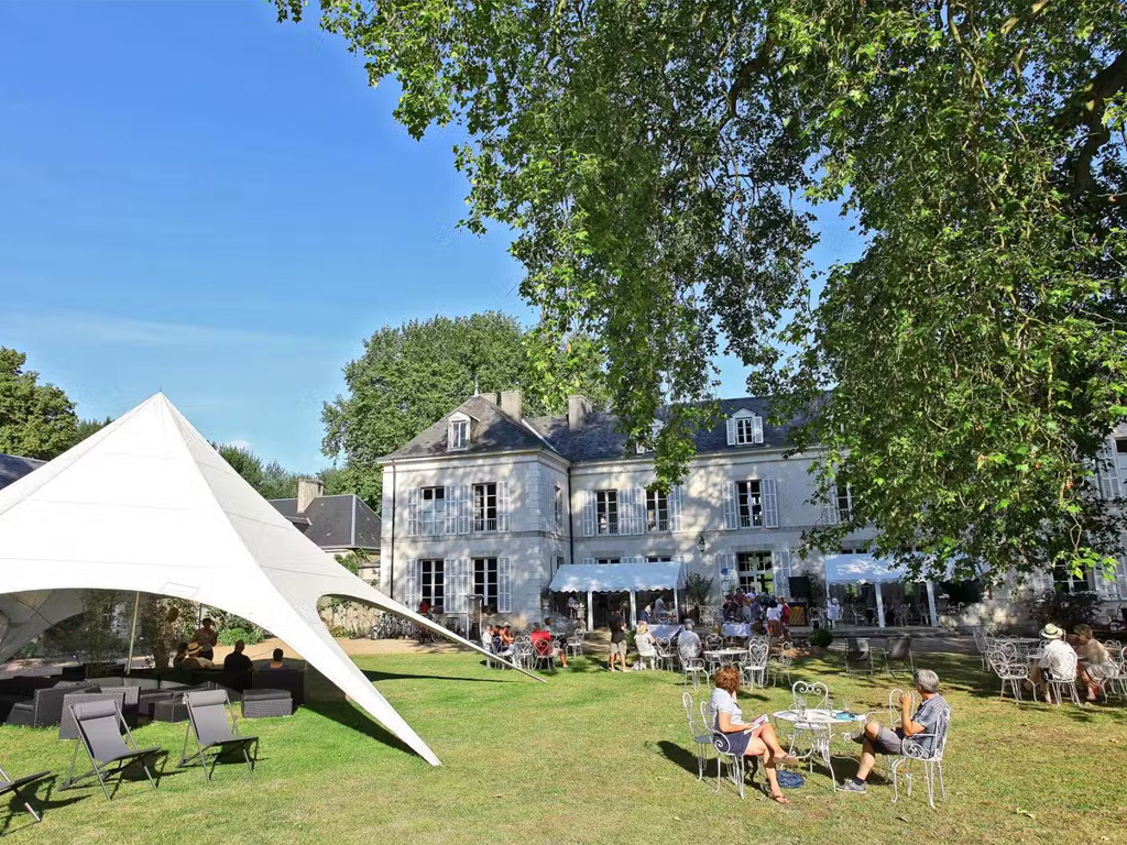 Camping Le Chateau De Chanteloup 2