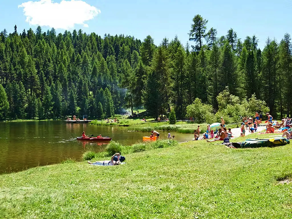 Camping in den Höhenlagen der Schweiz im mondänen St. Moritz