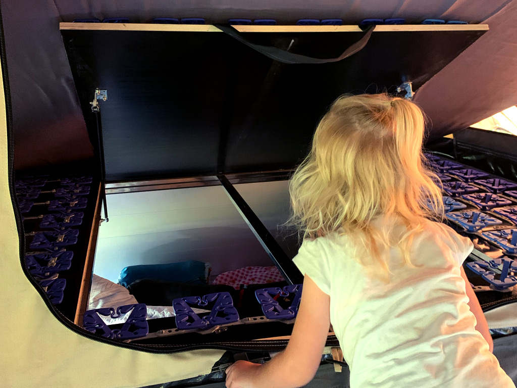 Einfacher Zugriff auf Ihre Sachen im Lazy Jack von CampooZ