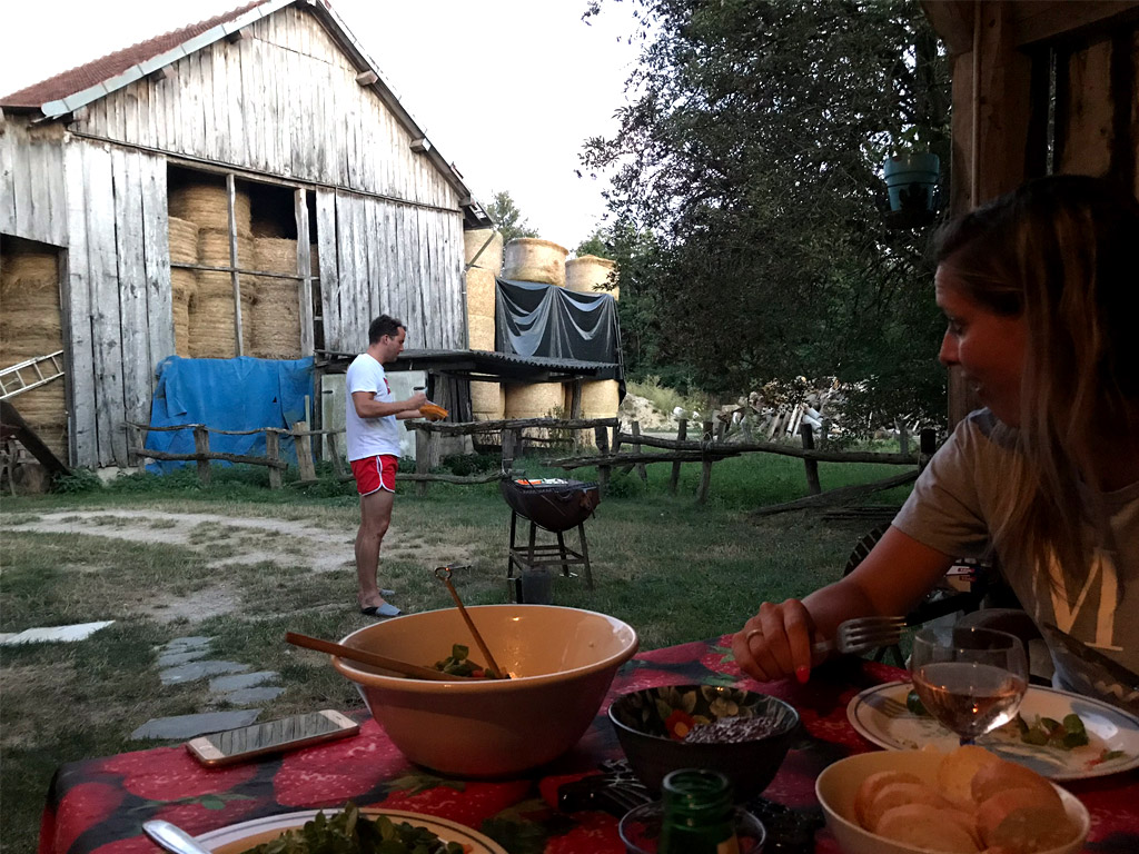 Camping auf einem Bauernhof
