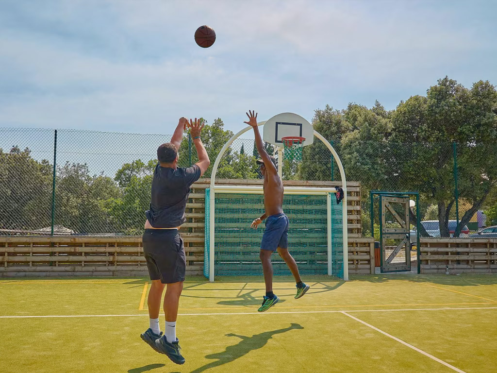 Camping Le Coteau De La Marine 8