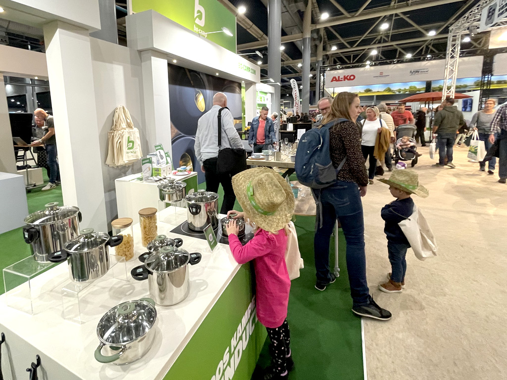 Einkaufen auf der Camping- und Reisemobilmesse