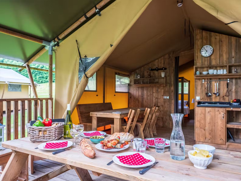 Flower Camping Domaine Du Buisson 9